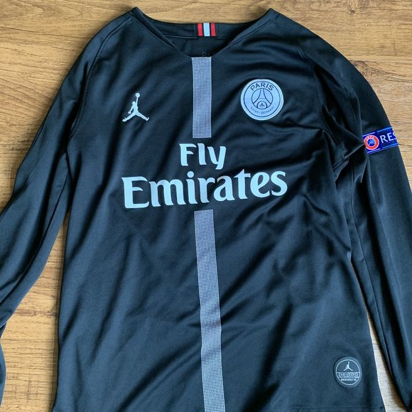 mbappe jersey long sleeve